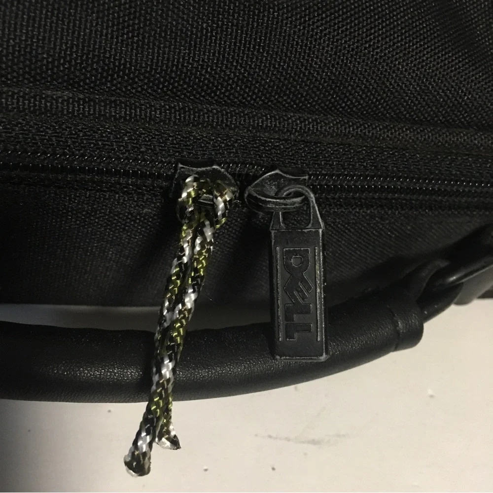 Dell Professional Laptop Computer Shoulder Messenger Business Briefcase Bag EUC